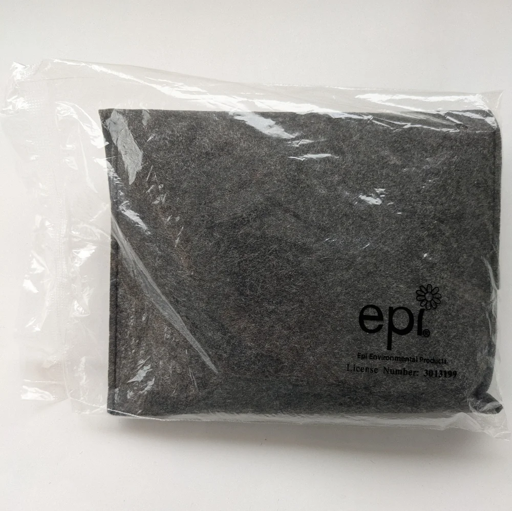 Starlux Six Travel Amenity Kits in Grey - Picture 3 of 6